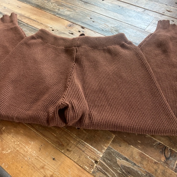 Brown Ribbed Knit Joggers - Picture 7 of 7